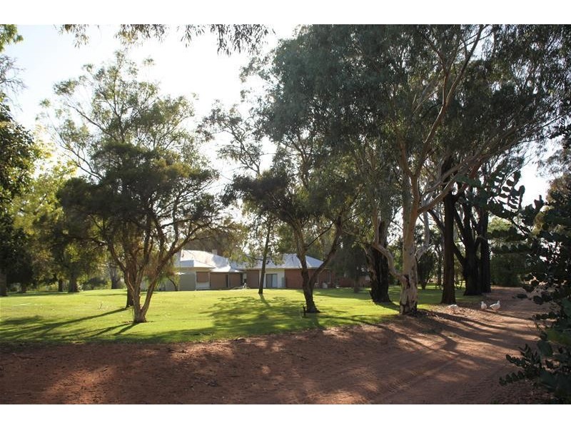Old Mail Road, Wargan VIC 3505