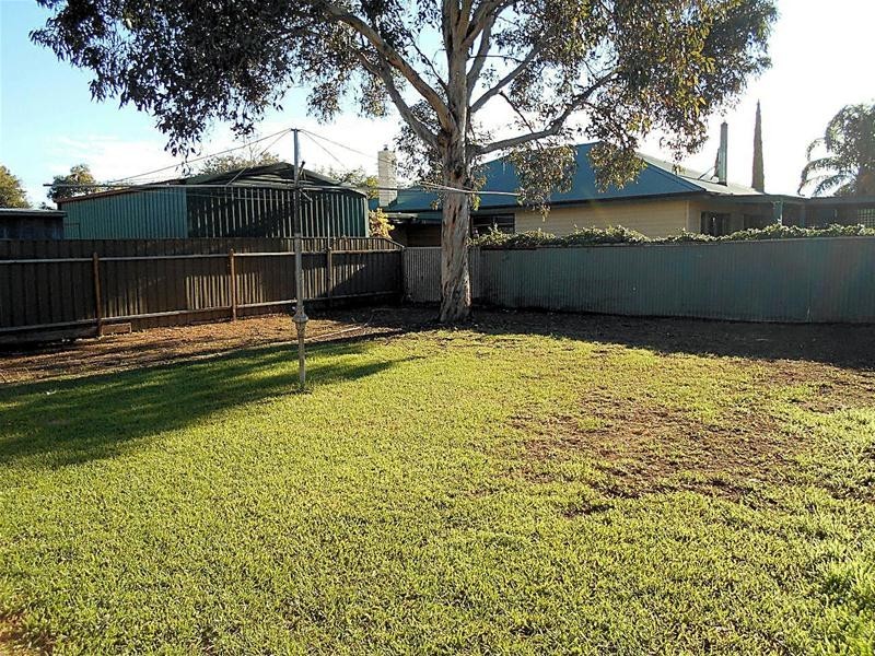 71 Cherry Avenue, Mildura VIC 3500
