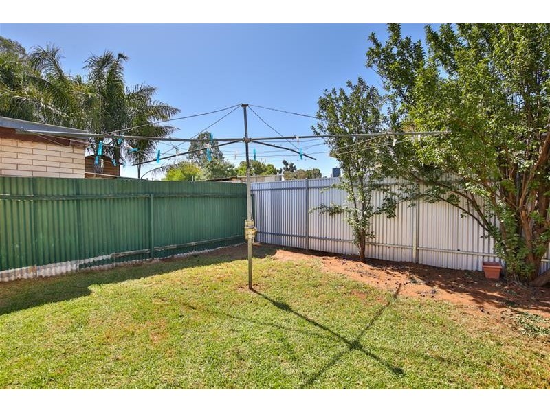 27 Hendy Road, Buronga NSW 2739