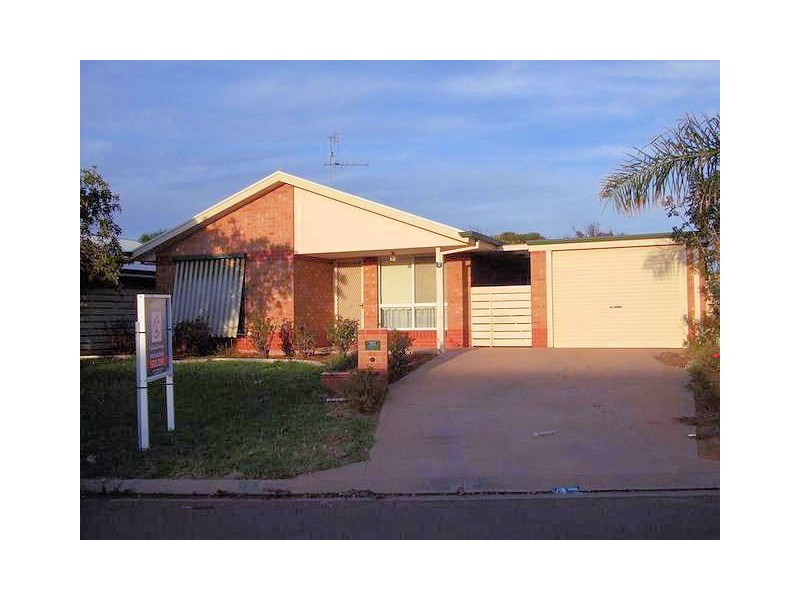 17 Eloura Drive, Irymple VIC 3498