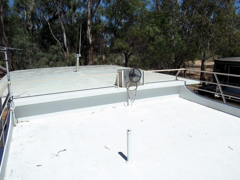 Cirrosis of the River – Houseboat, Nichols Point VIC 3501