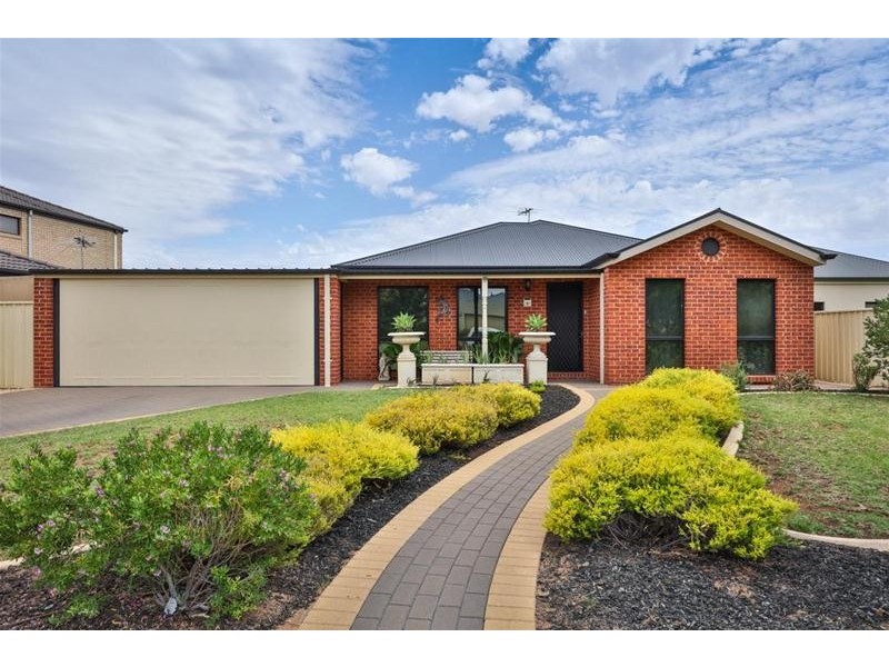 2 Edmund Barton Court, Mildura VIC 3500