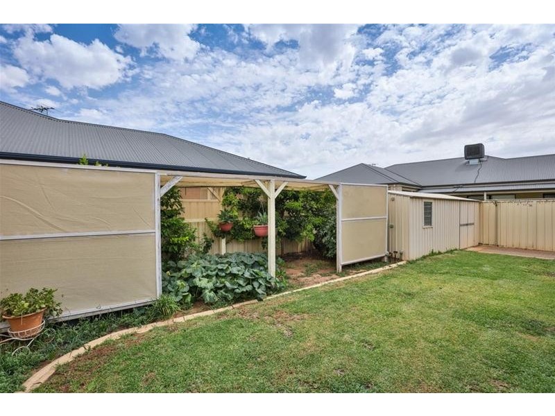 2 Edmund Barton Court, Mildura VIC 3500