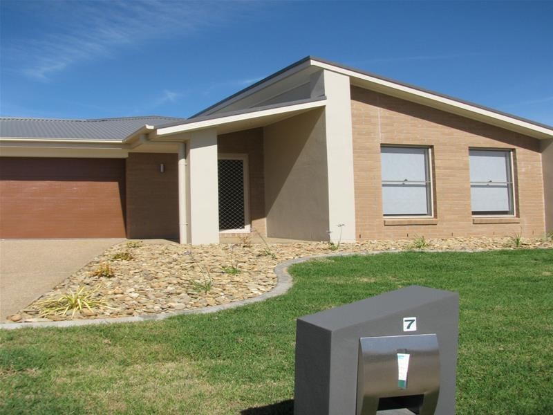 7 Isaiah Way, Mildura VIC 3500