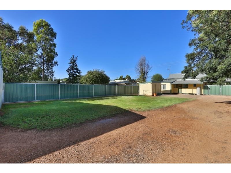 2735 Fourteenth Street, Irymple VIC 3498