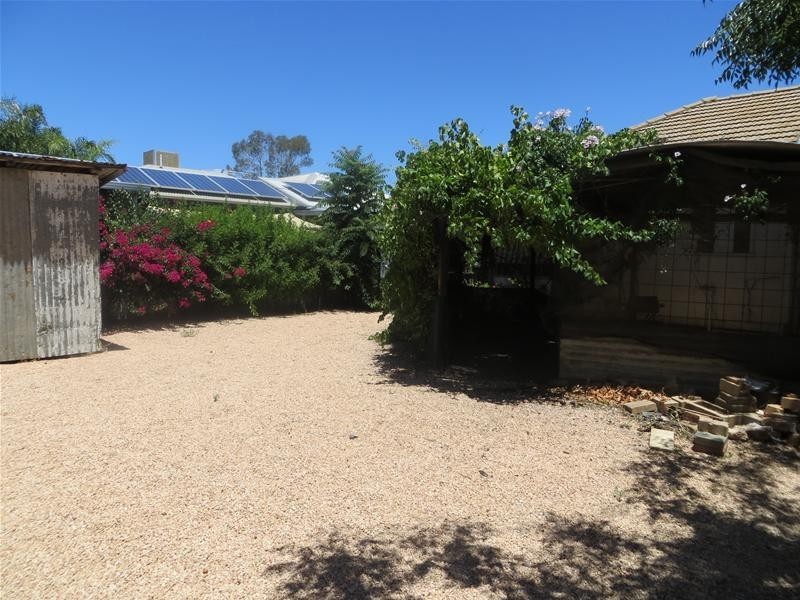 128 Pasadena Grove, Mildura VIC 3500