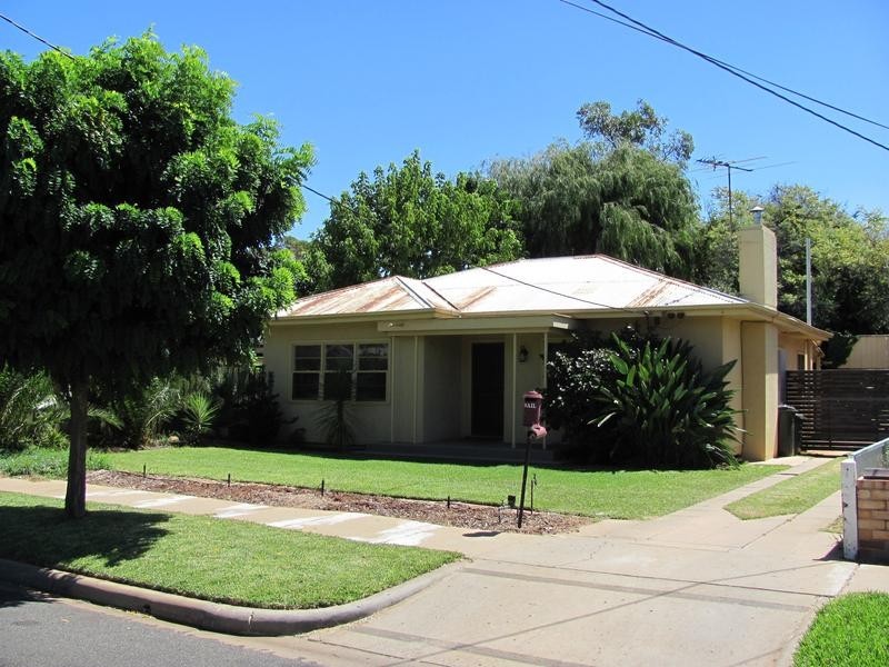 15 Kurrajong Parade, Mildura VIC 3500
