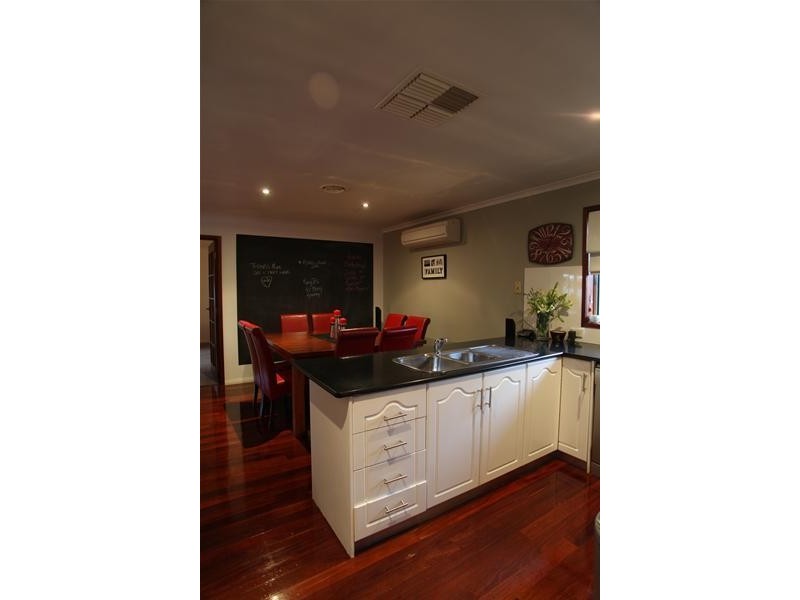 4 Pyap Court, Mildura VIC 3500