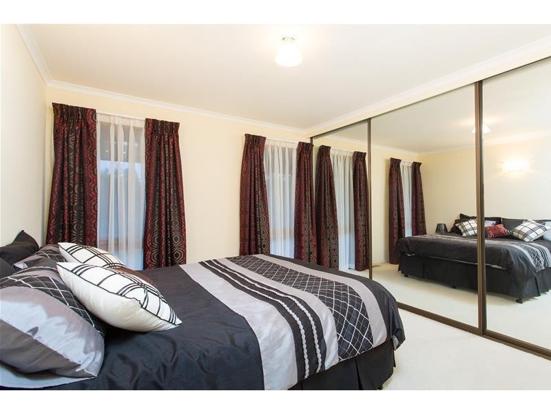 25 Adelaide Street, Gol Gol NSW 2738