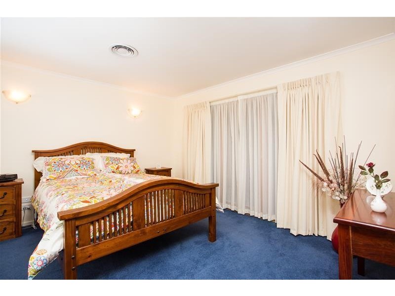 25 Adelaide Street, Gol Gol NSW 2738