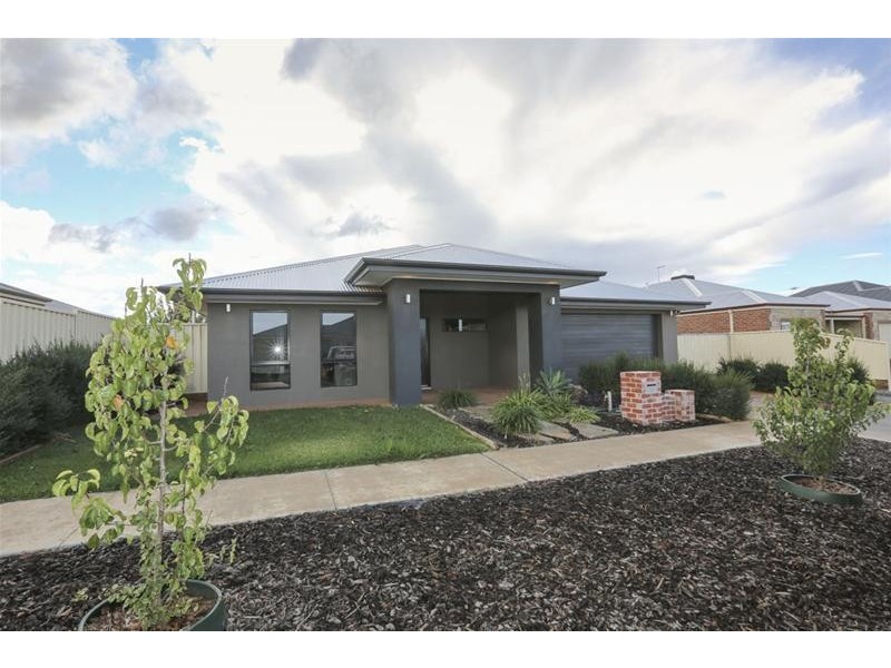 13 Lizlee Drive, Mildura VIC 3500