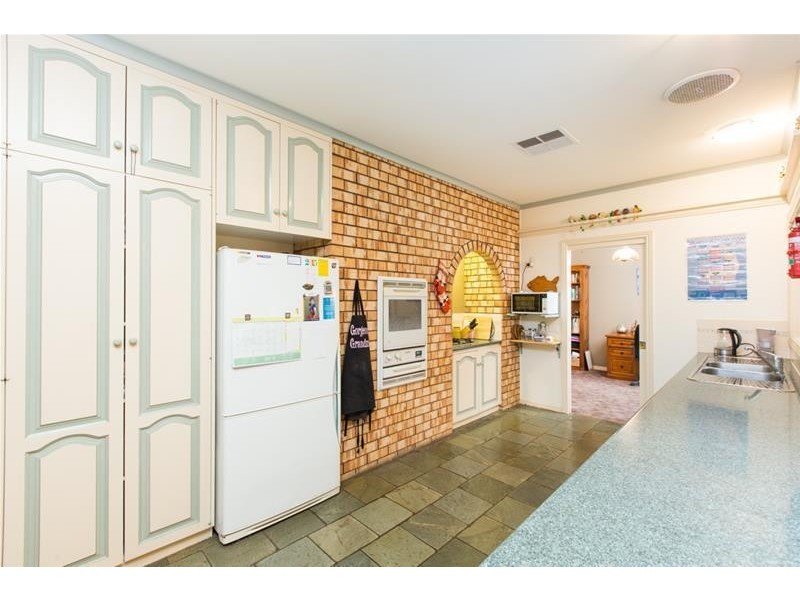 4 Kiata Drive, Mildura VIC 3500