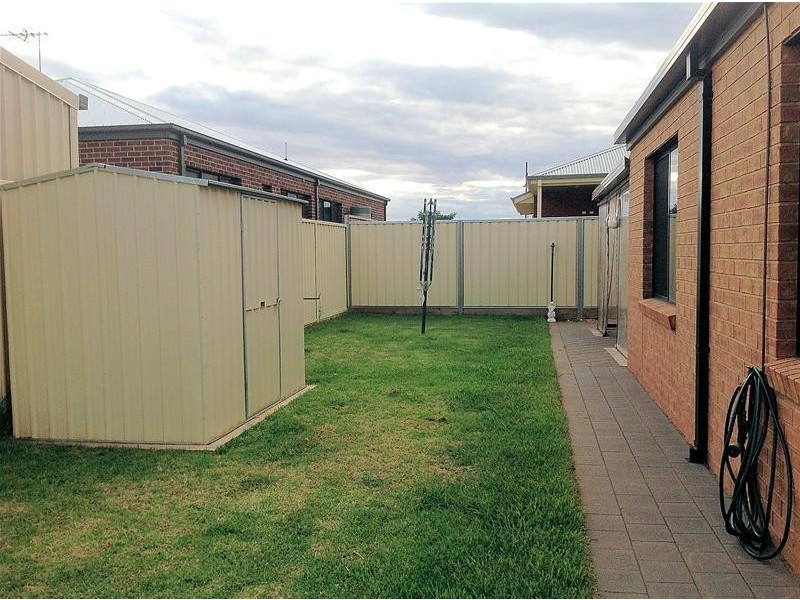 14 Summer Drive, Buronga NSW 2739