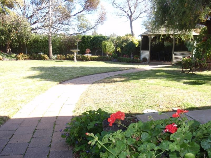 12 Pearse Court, Mildura VIC 3500