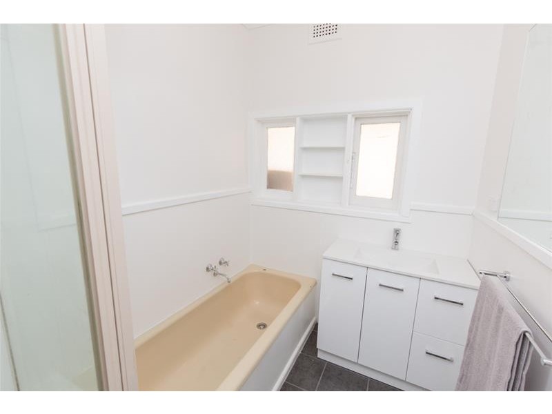 148 Almond Avenue, Mildura VIC 3500