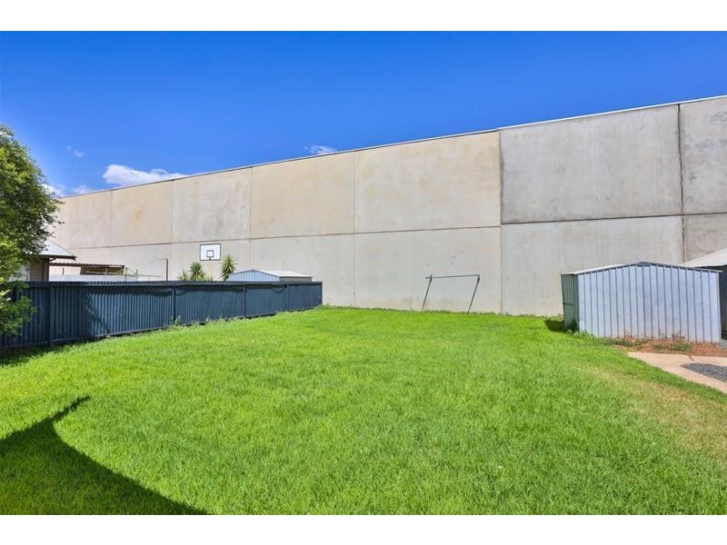 148 Almond Avenue, Mildura VIC 3500