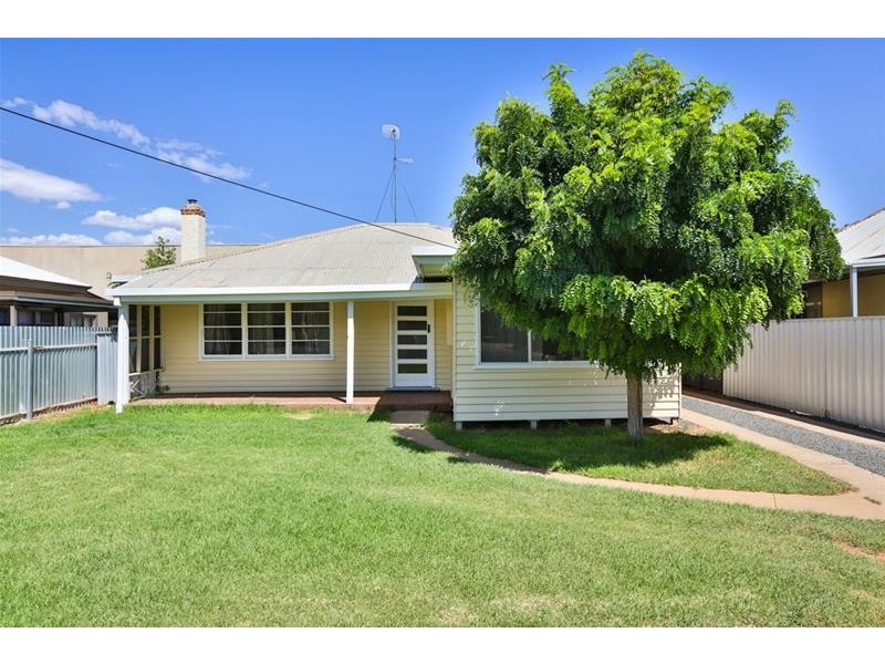 148 Almond Avenue, Mildura VIC 3500