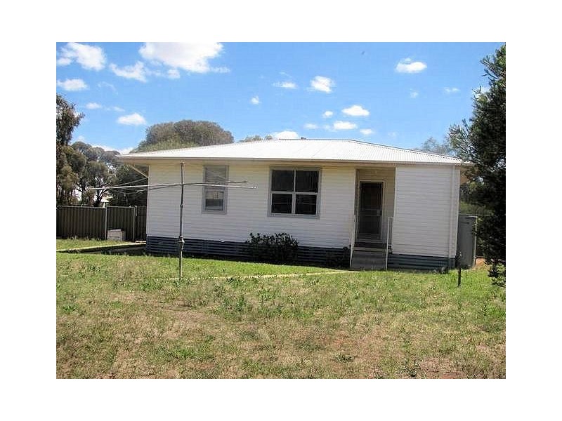 1 Loddon  Avenue, Red Cliffs VIC 3496