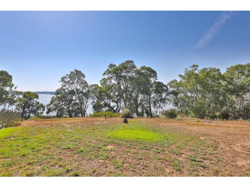 101 Cooke Street, Nichols Point VIC 3501