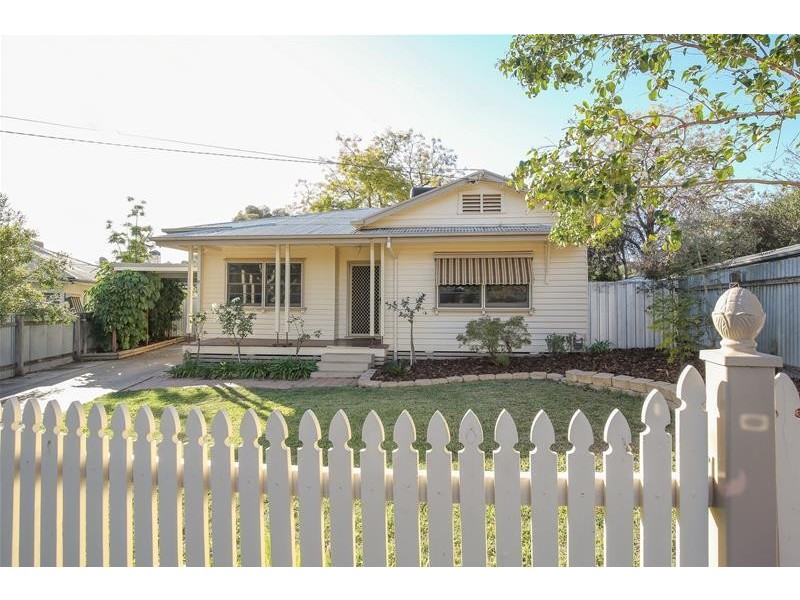11 Desroy Avenue, Mildura VIC 3500