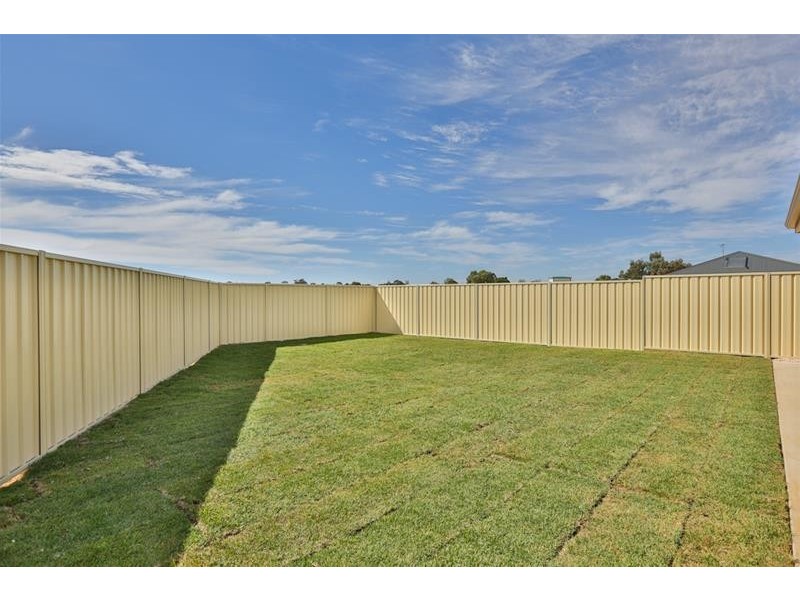 12 Terry Court, Mildura VIC 3500