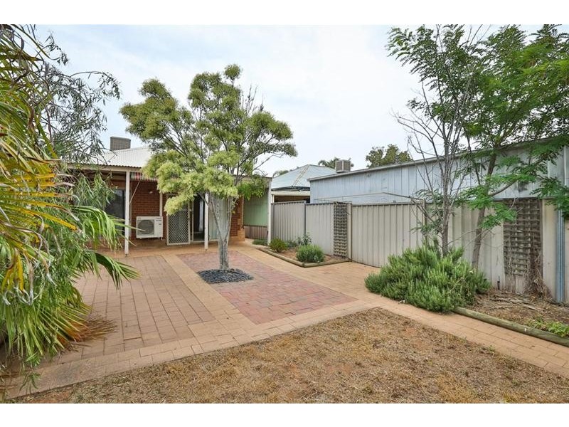 67A Cherry Avenue, Mildura VIC 3500