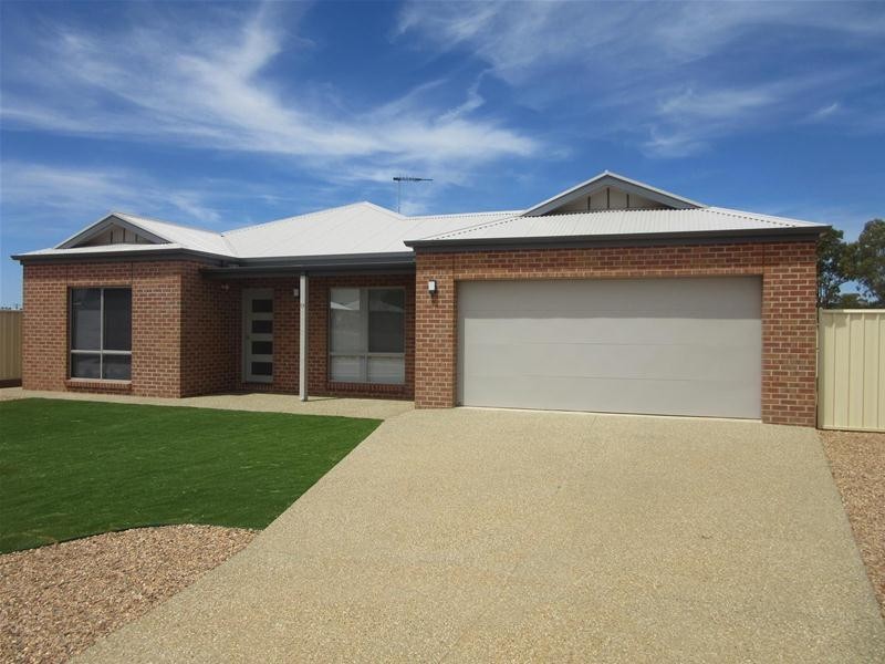 19 Toorak Drive, Irymple VIC 3498
