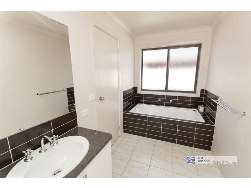 6 Renshinkan Court, Mildura VIC 3500