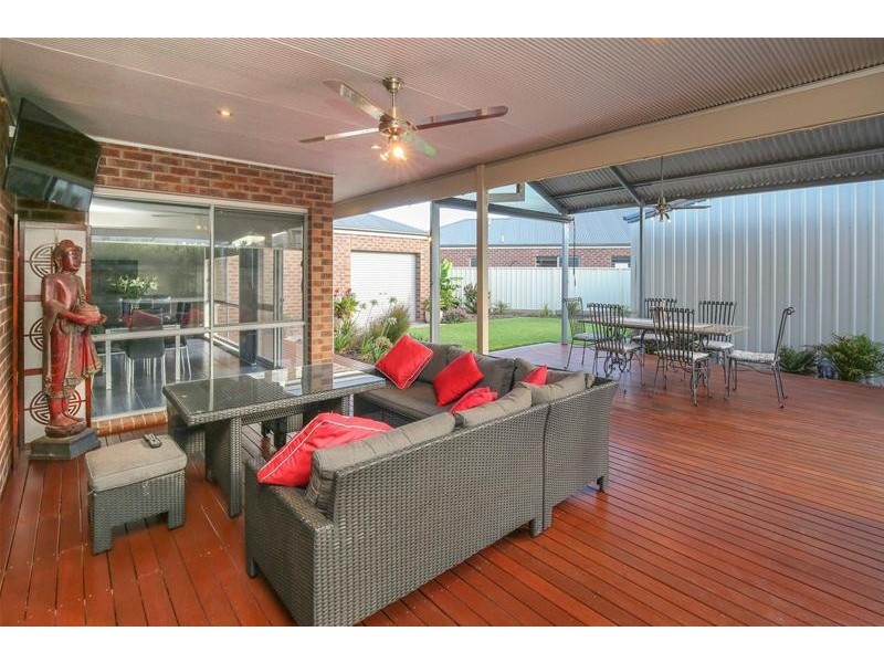 8 Reuben Lock Court, Mildura VIC 3500