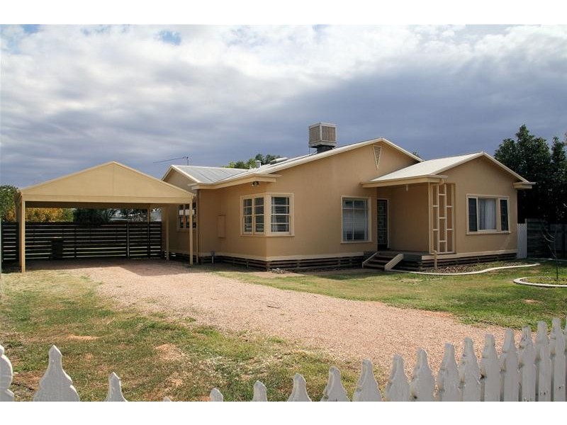 2752 Fourteenth Street, Irymple VIC 3498