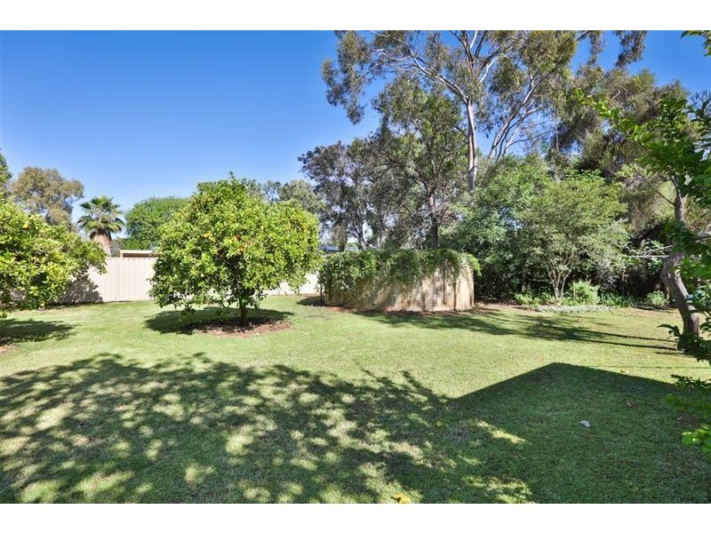 28 Cooke Street, Nichols Point VIC 3501