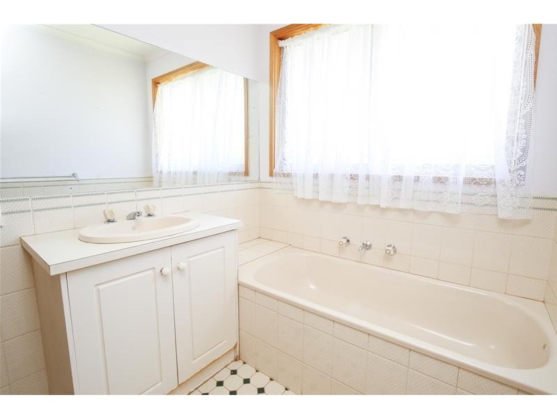 16 Tower Court, Buronga NSW 2739