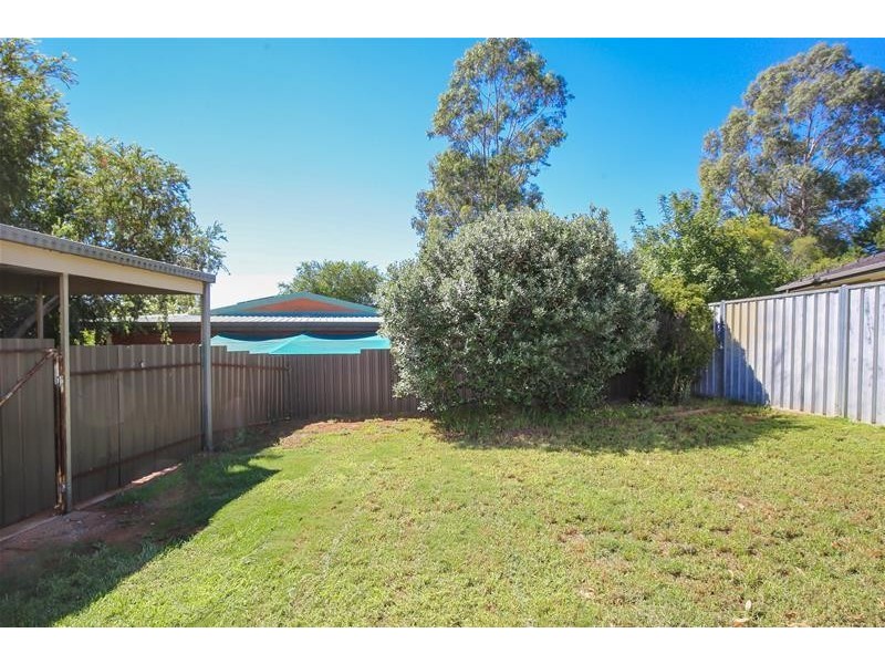 16 Tower Court, Buronga NSW 2739