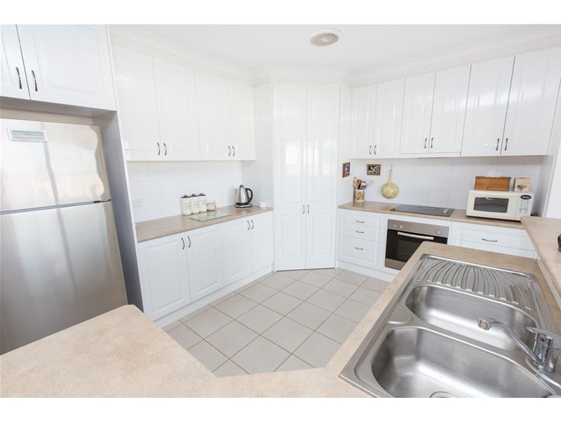 95 Cowanna Avenue South Avenue, Merbein South VIC 3505