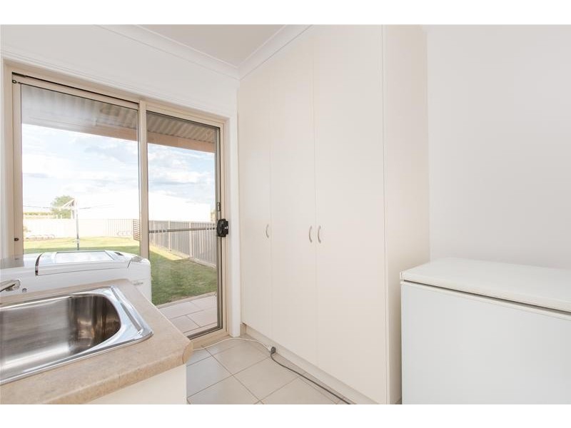 95 Cowanna Avenue South Avenue, Merbein South VIC 3505