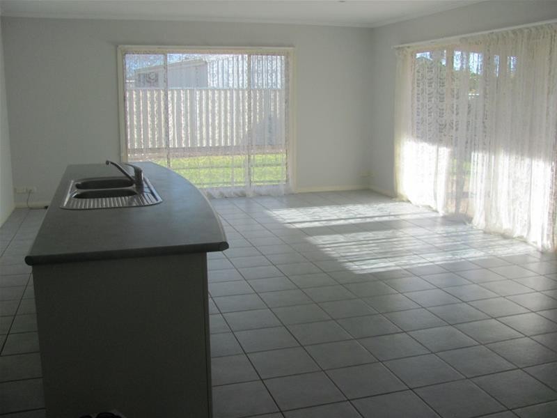 4 Thames Place, Mildura VIC 3500