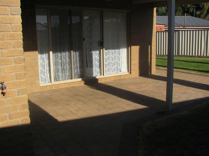 4 Thames Place, Mildura VIC 3500