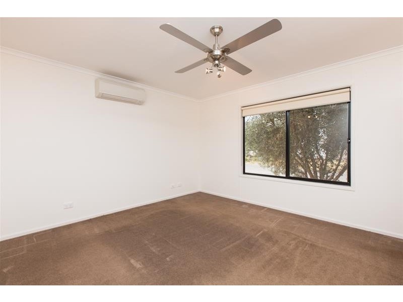 2a Latrobe Avenue, Red Cliffs VIC 3496