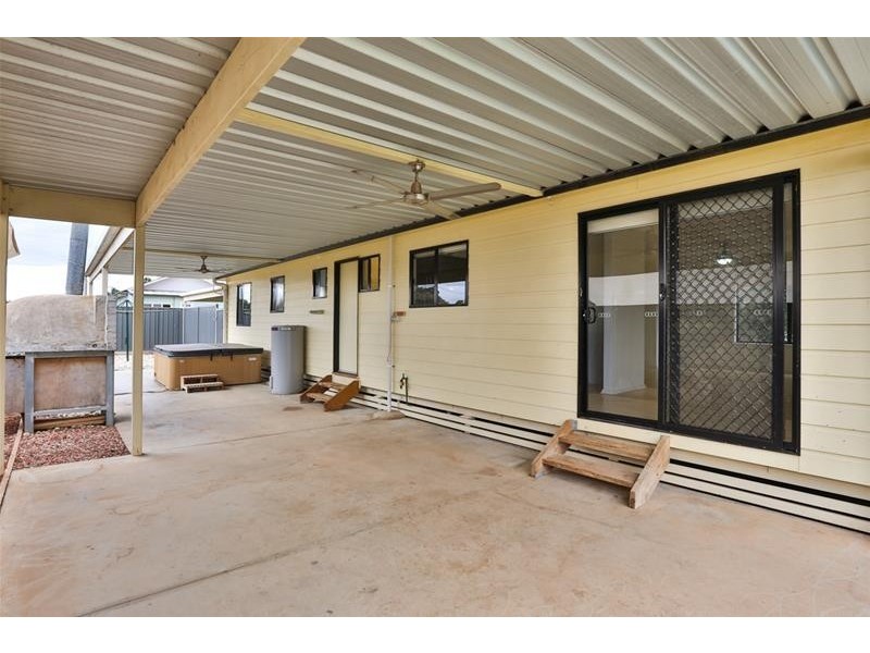 2a Latrobe Avenue, Red Cliffs VIC 3496