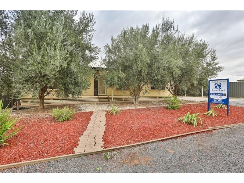 2a Latrobe Avenue, Red Cliffs VIC 3496