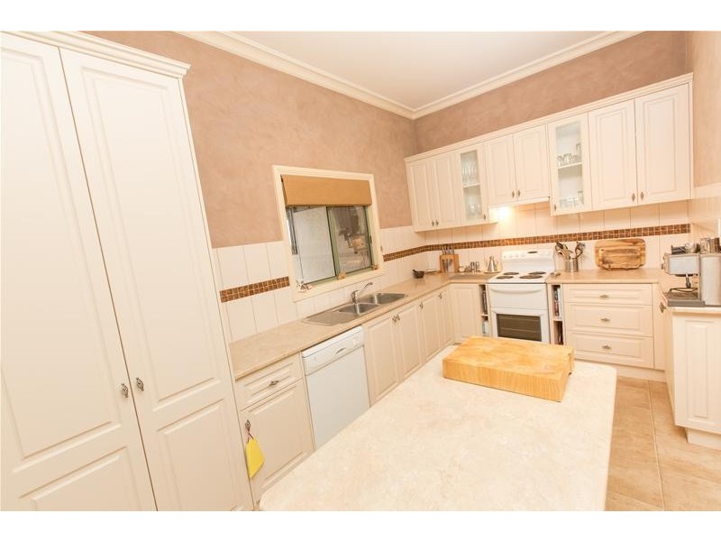 11 Sharland Street, Mildura VIC 3500