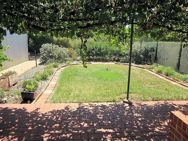 37 Channel Road, Merbein VIC 3505