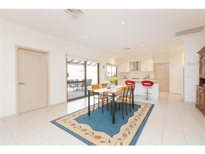 8 Popular Alm Court, Mildura VIC 3500