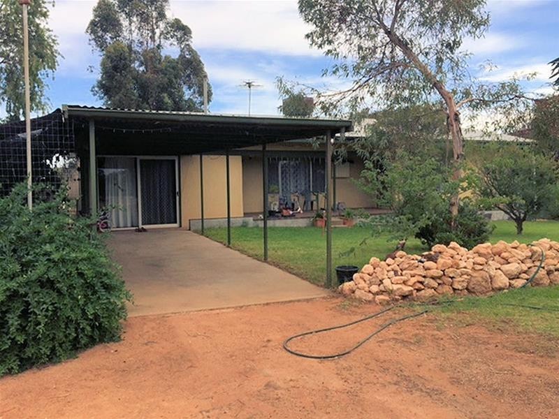 9 Mullroo Drive, Cullulleraine VIC 3496