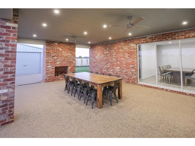 21 Ontario Park Drive, Mildura VIC 3500