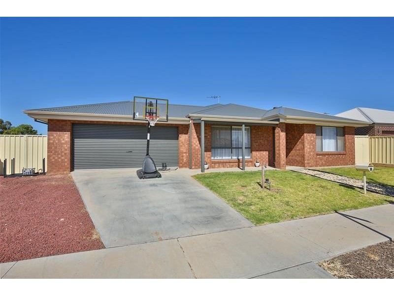 54 Montana Drive, Mildura VIC 3500