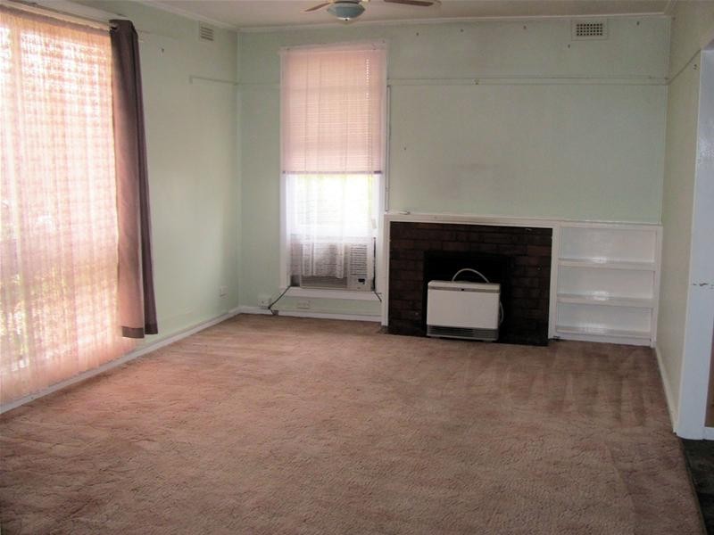 12 Murray Avenue, Red Cliffs VIC 3496