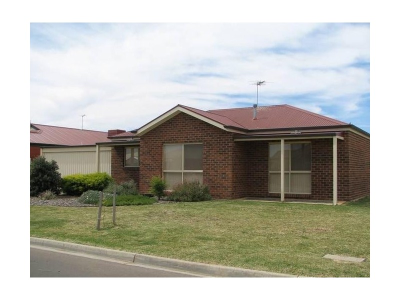 17 Reynolds Court, Mildura VIC 3500