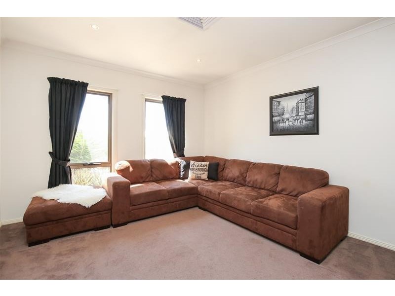 4 Wisteria Way, Mildura VIC 3500