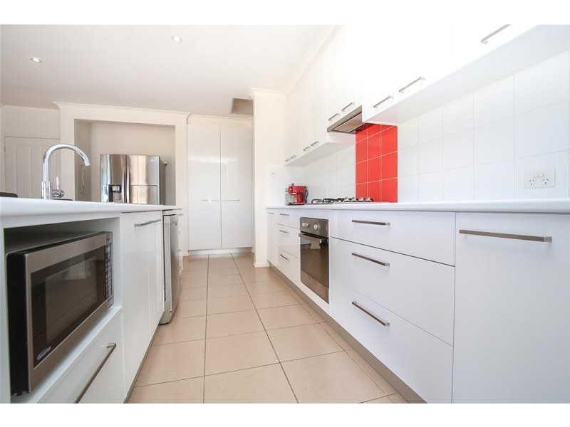 4 Wisteria Way, Mildura VIC 3500